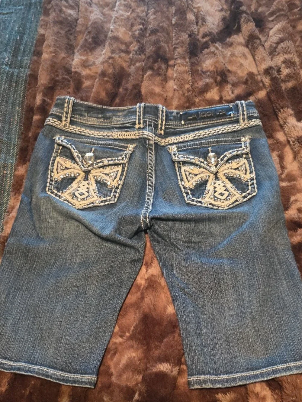 L A Idol Women’s Dark Blue Embroidered Pocket Jeans Shorts